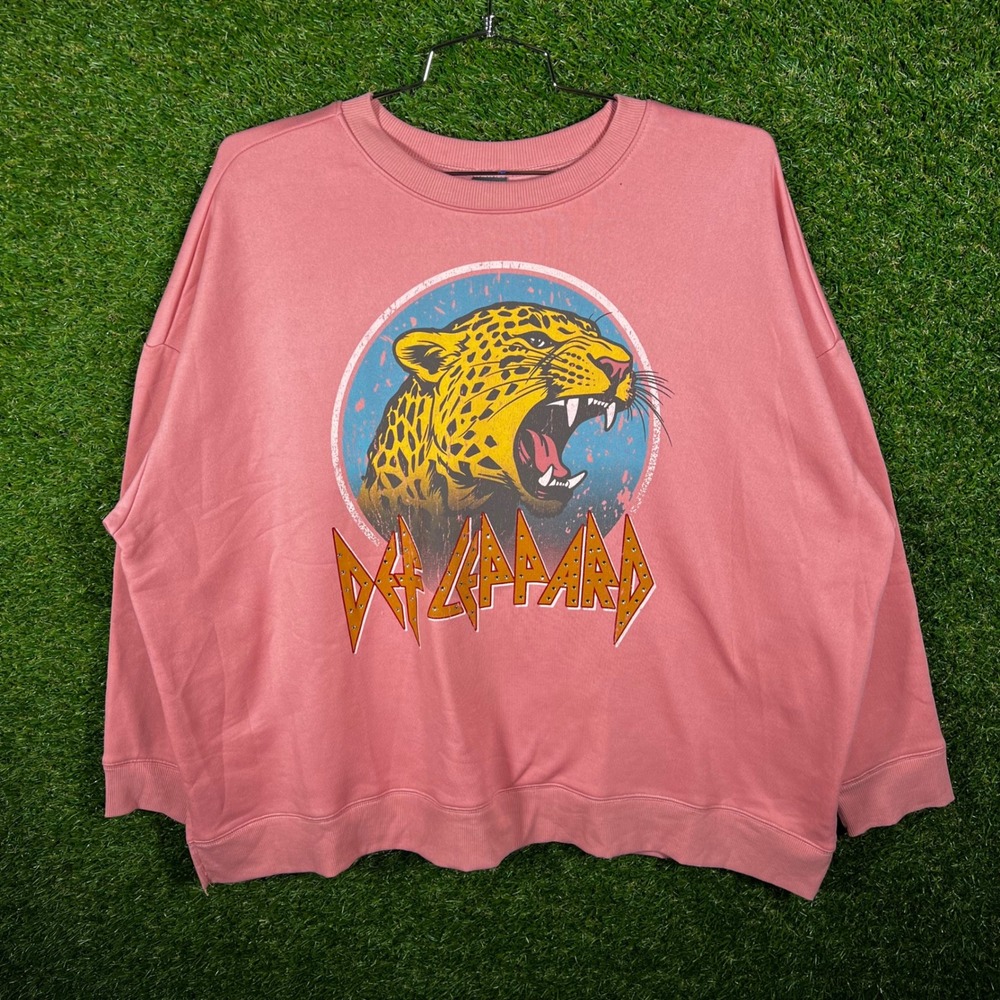 Terra & Sky Def Leppard Graphic Sweatshirt Pink Womens Plus 2X 20W-22W Leopard